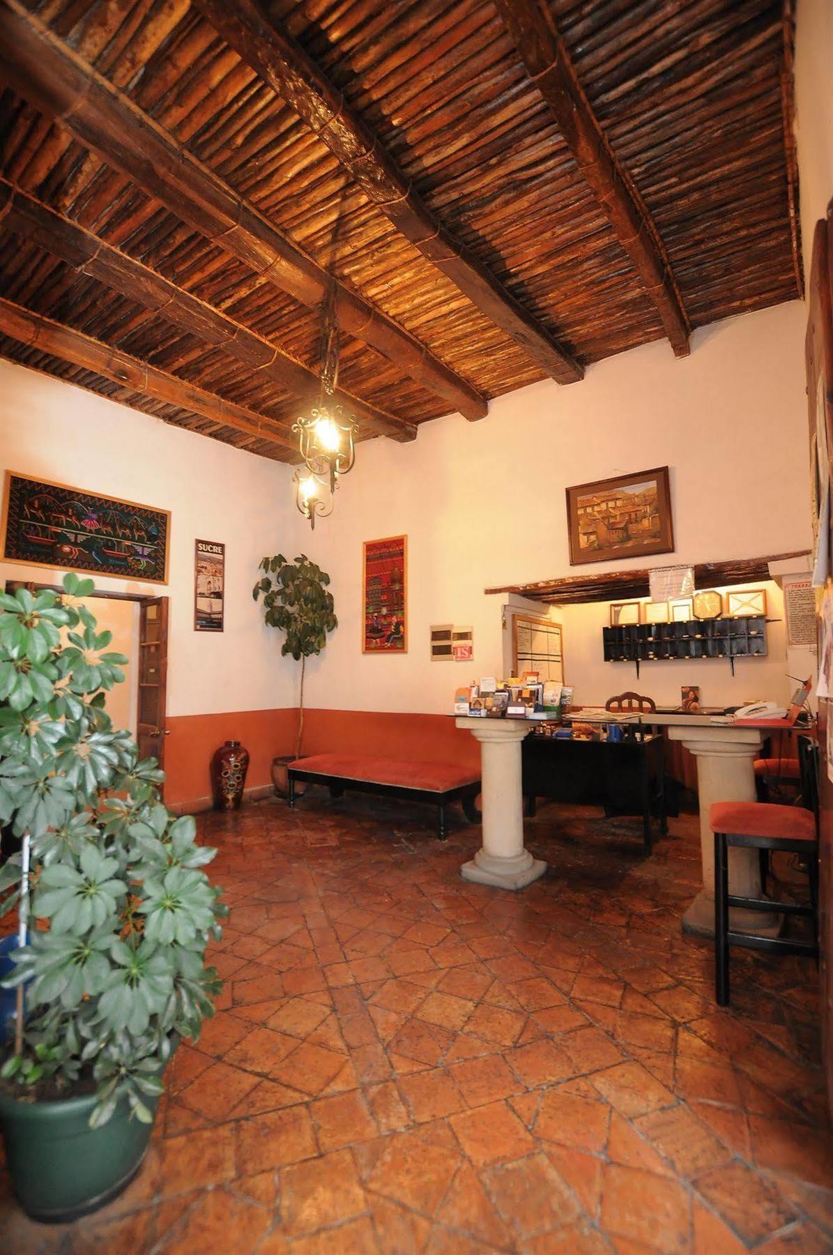 Hostal Recoleta Sur Sucre Eksteriør billede